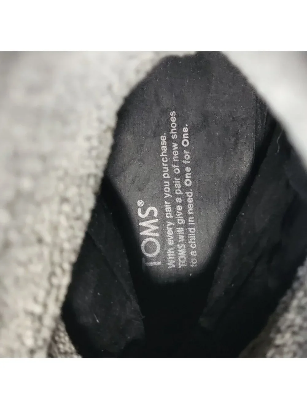 TOMS Nepal Yarn Boots Moccasin Women's Size 7.5 Suede Knit Grey Winter Fleece
